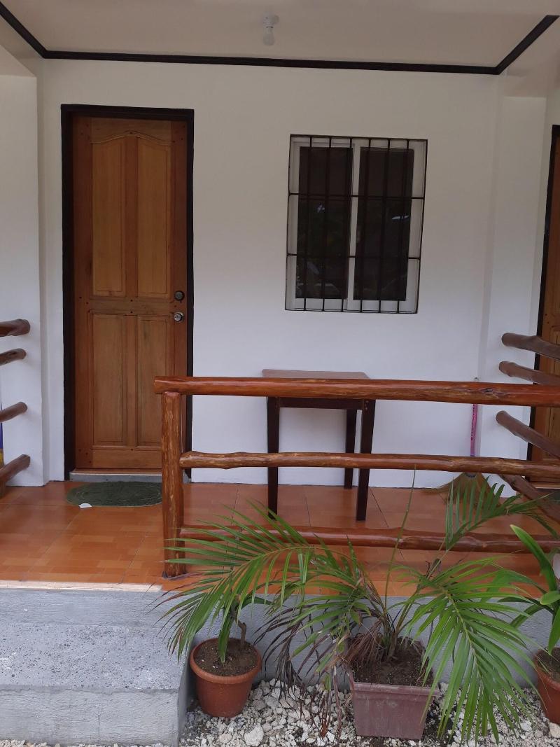 Gardenview Homestay Siargao image