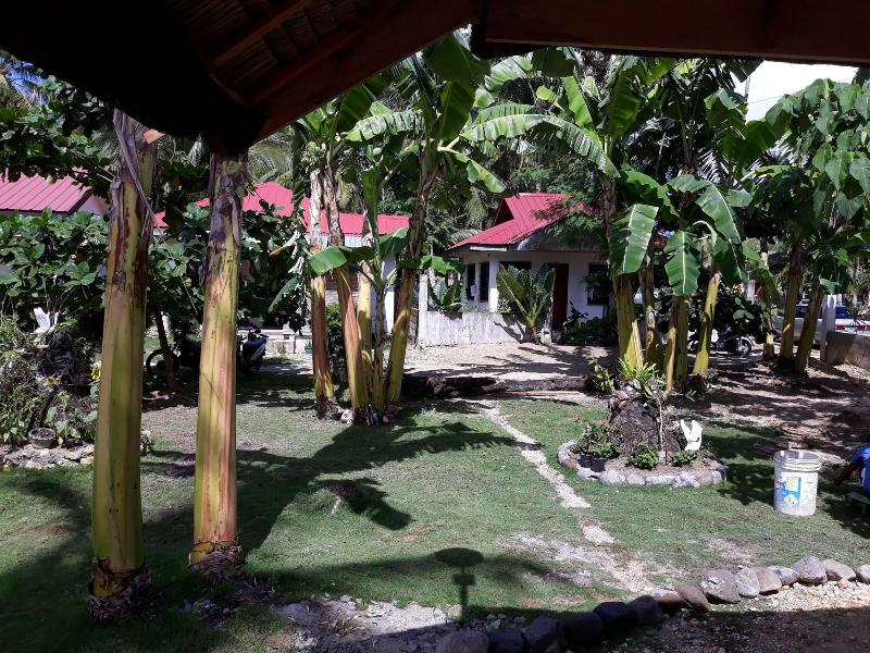 Gardenview Homestay Siargao image