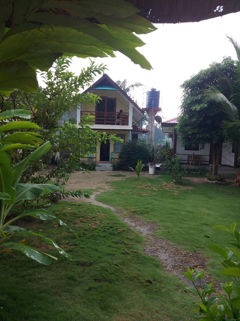 Gardenview Homestay Siargao image