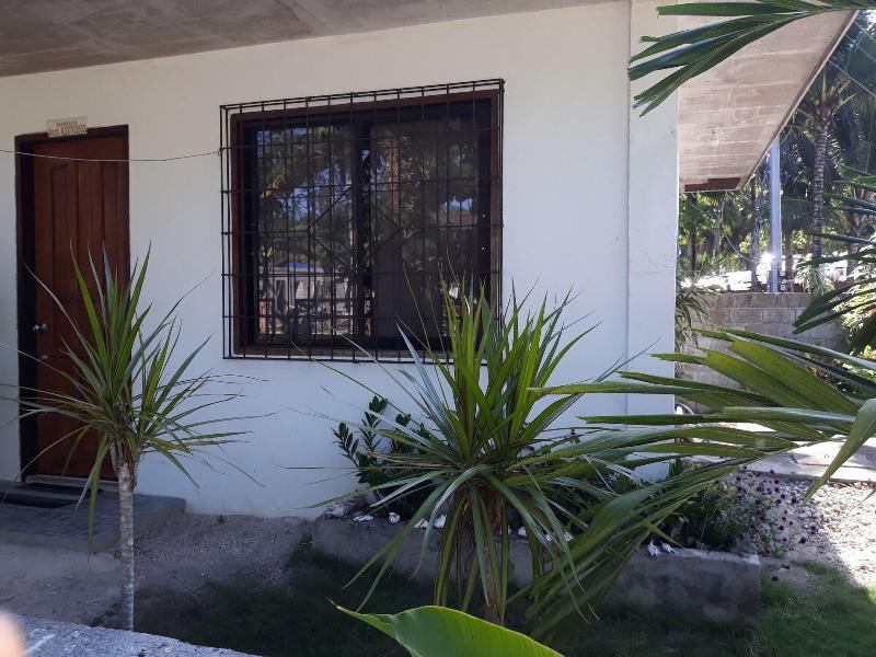Gardenview Homestay Siargao image