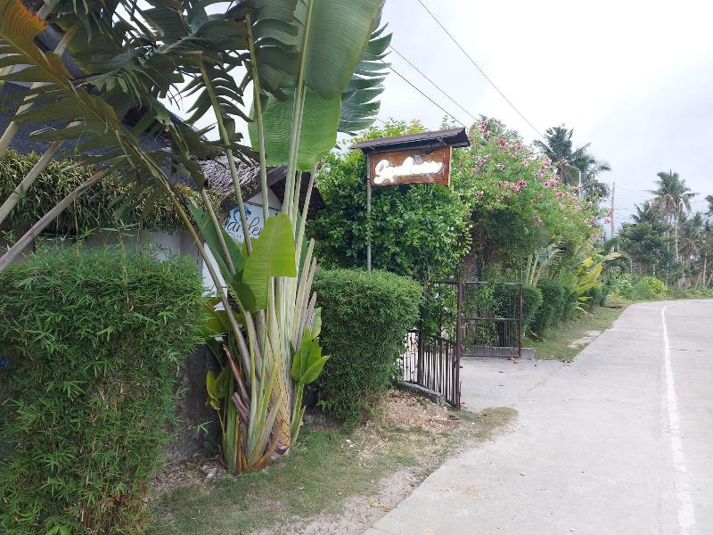 Gardenview Homestay Siargao image