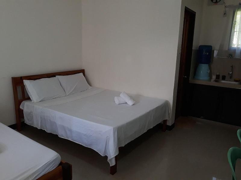 Gardenview Homestay Siargao image