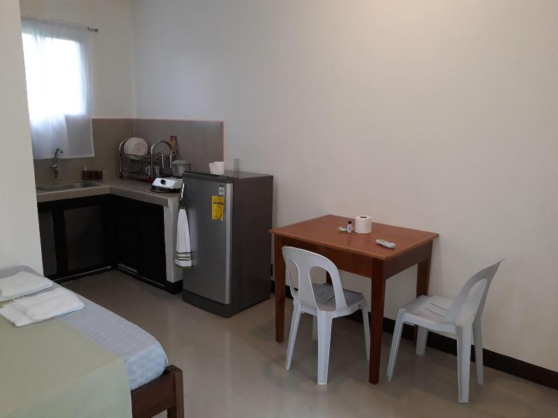 Gardenview Homestay Siargao image