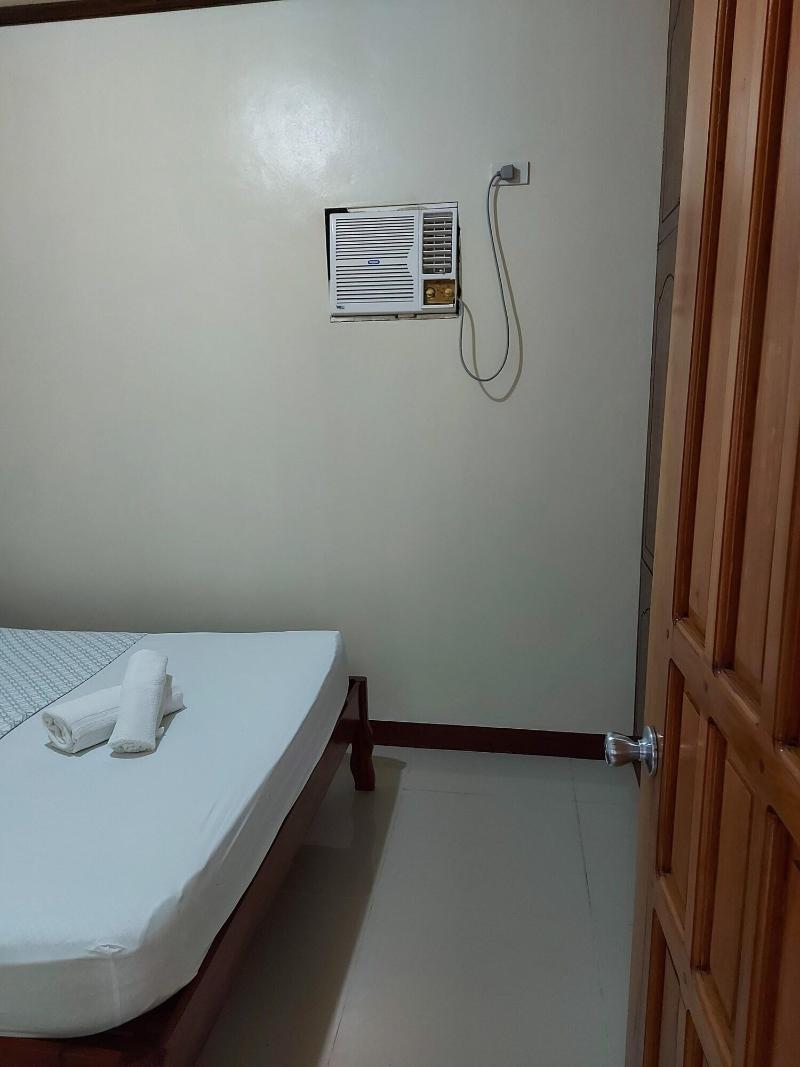 Gardenview Homestay Siargao image