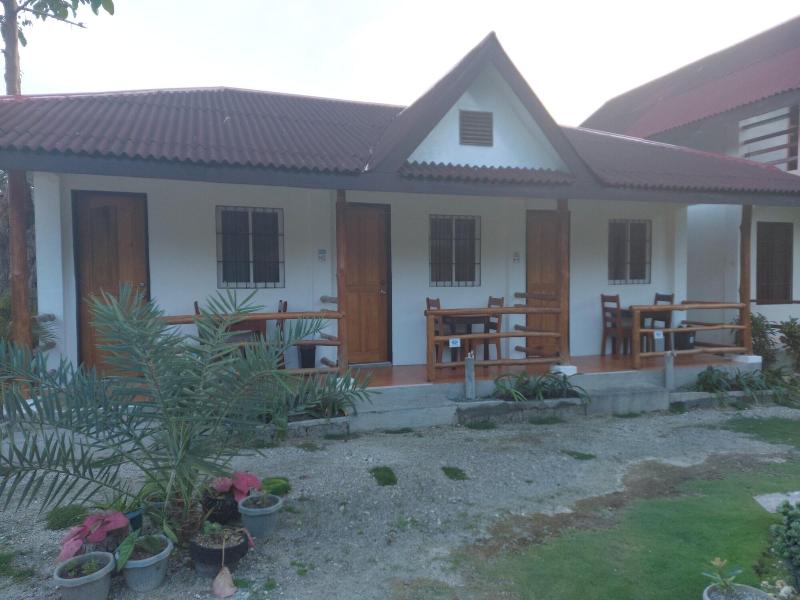Gardenview Homestay Siargao image