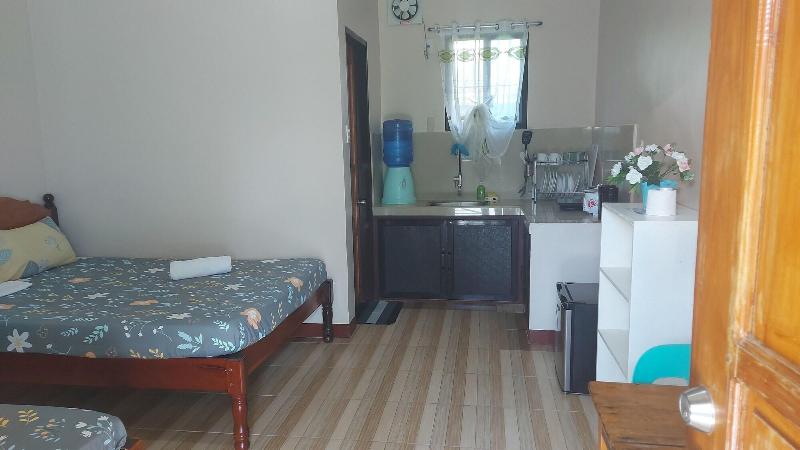 Gardenview Homestay Siargao image