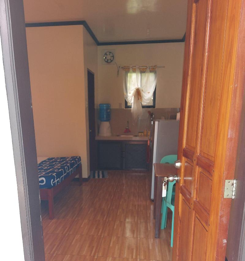 Gardenview Homestay Siargao image