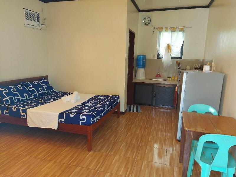 Gardenview Homestay Siargao image