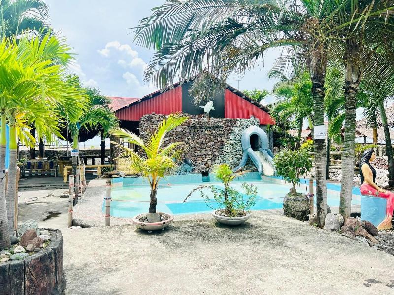 Precia Villavert Beach Resort