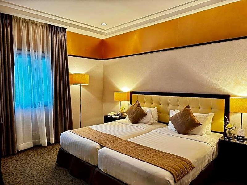 The Plaza Hotel Balanga City image