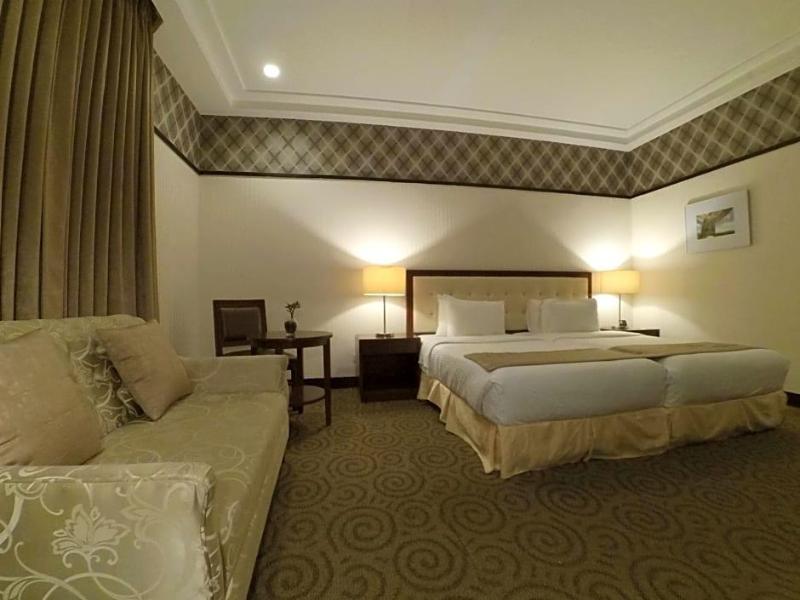 The Plaza Hotel Balanga City image