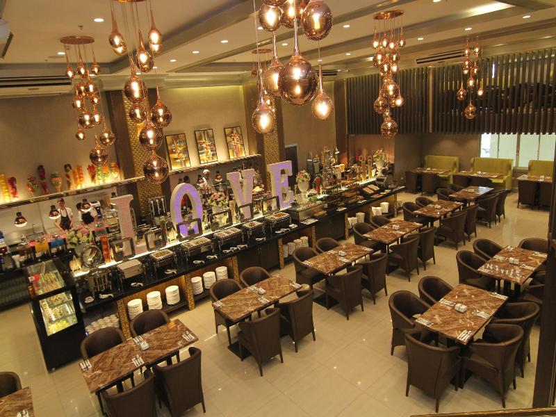 Robertson Hotel image