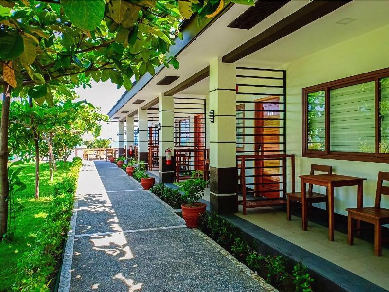 Marand Beach Resort image