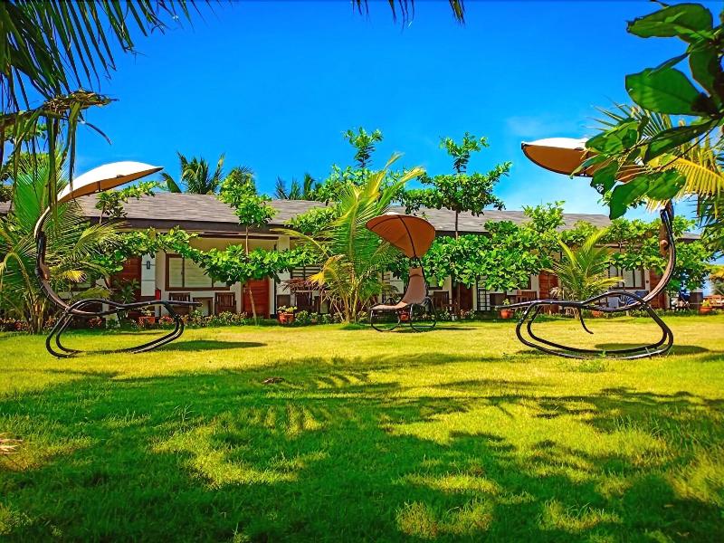 Marand Beach Resort image