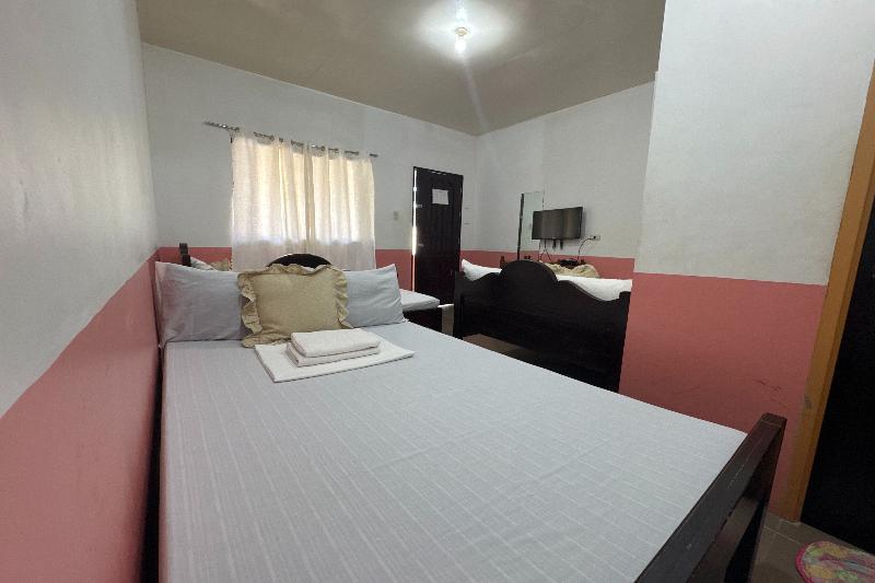 Jamjen's Lodge image