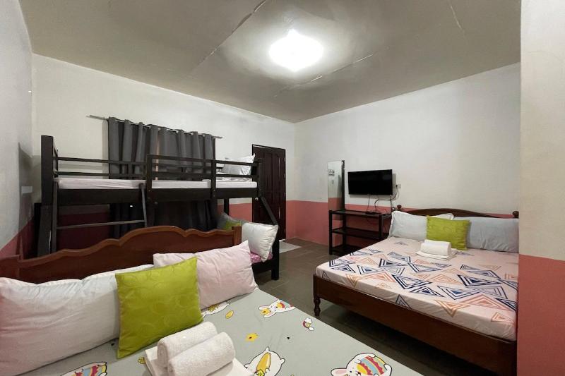 Jamjen's Lodge image