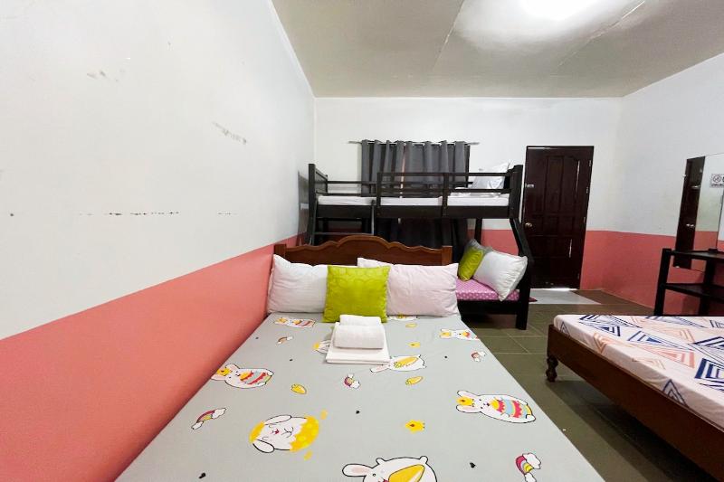 Jamjen's Lodge image