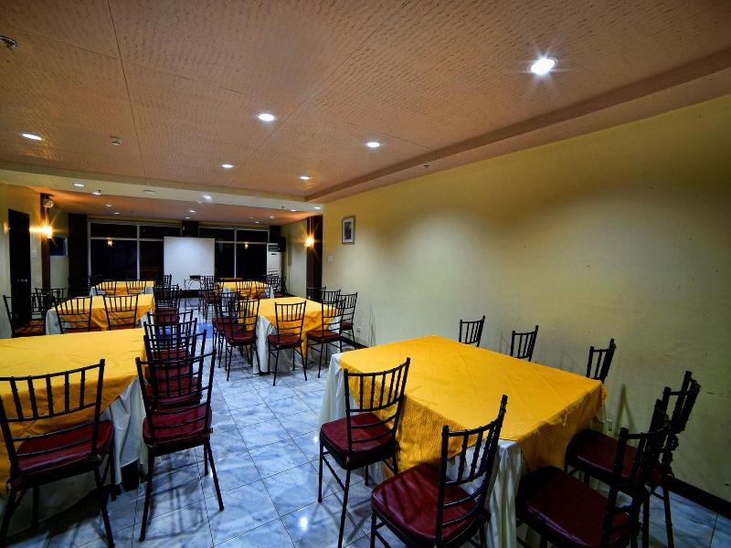 Ninong's Hotel image