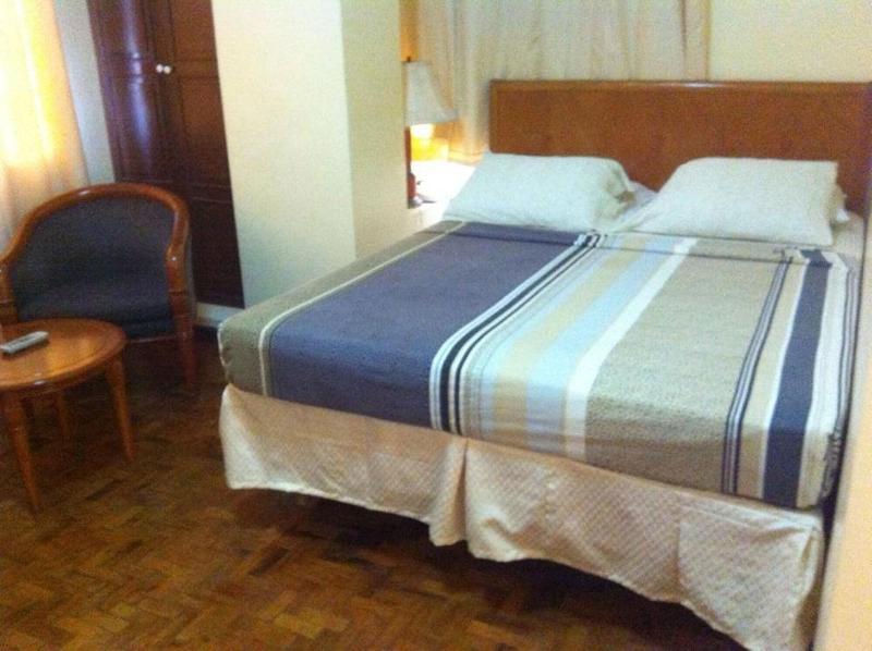 Tondaligan Beach Hotel image