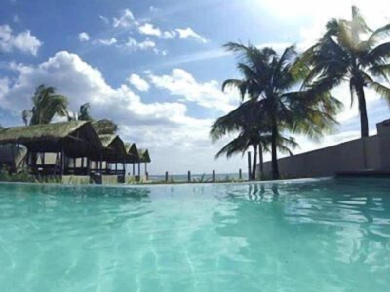 Brizo Hotel And Beach Resort image