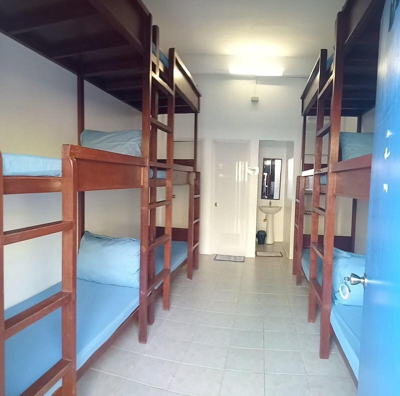 Brizo Hotel And Beach Resort image