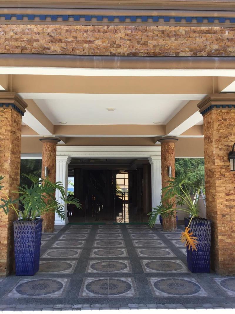 EM Royalle Hotel & Beach Resort image