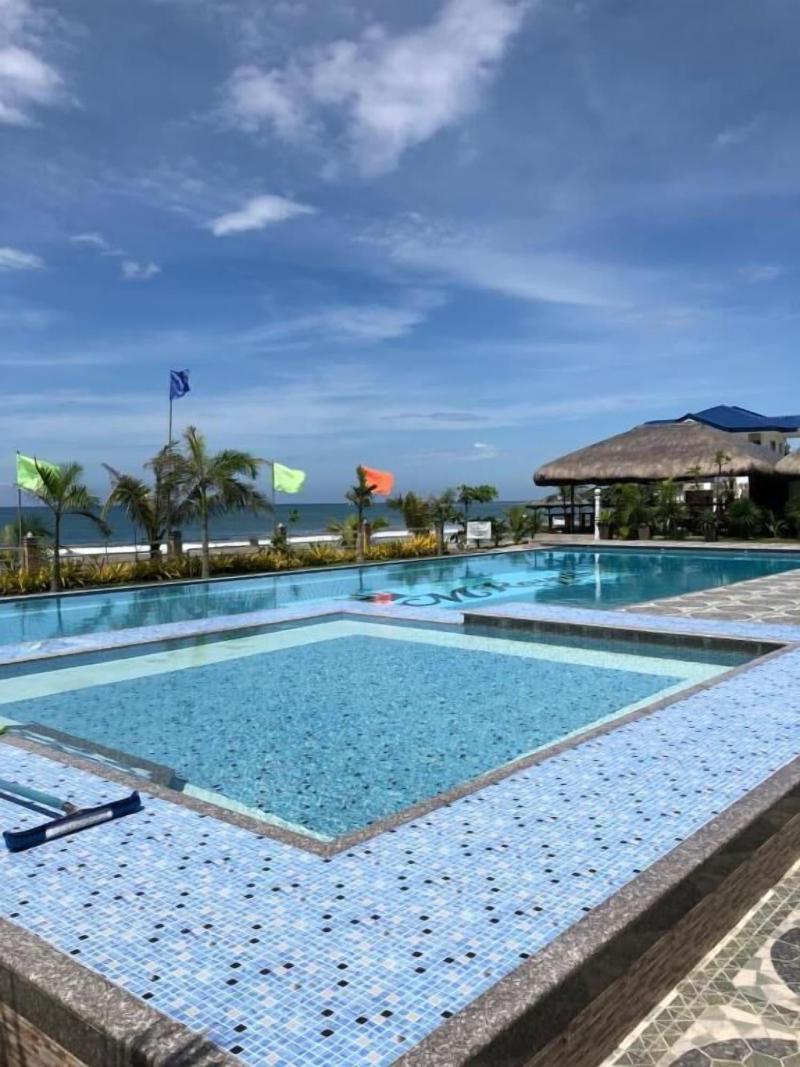 EM Royalle Hotel & Beach Resort image