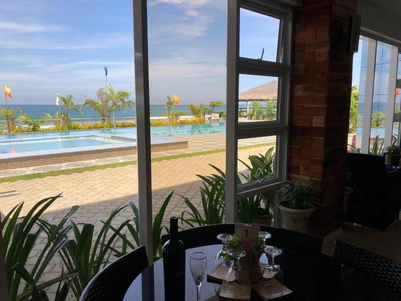 EM Royalle Hotel & Beach Resort image