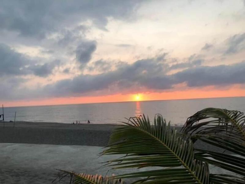 EM Royalle Hotel & Beach Resort image
