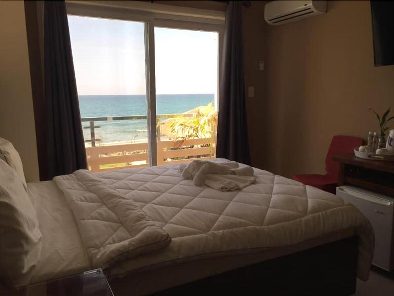 EM Royalle Hotel & Beach Resort image