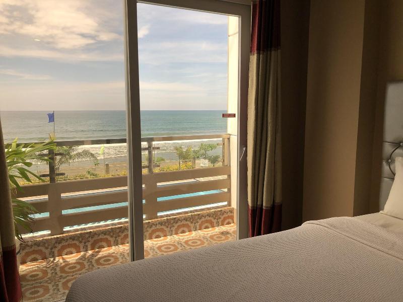 EM Royalle Hotel & Beach Resort image