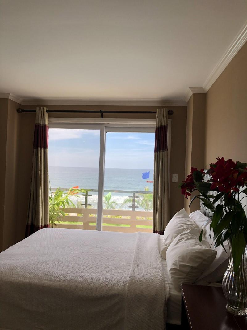 EM Royalle Hotel & Beach Resort image