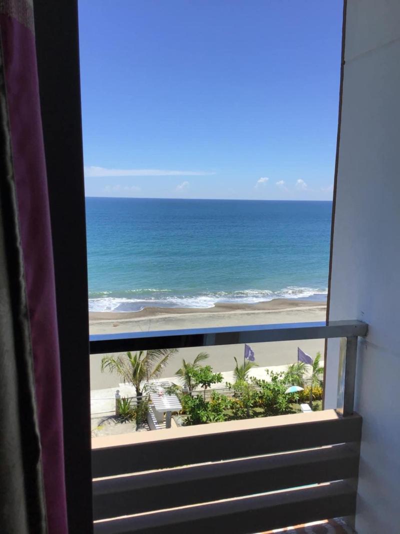 EM Royalle Hotel & Beach Resort image