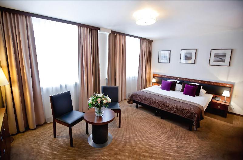 Hotel Tarnovia image