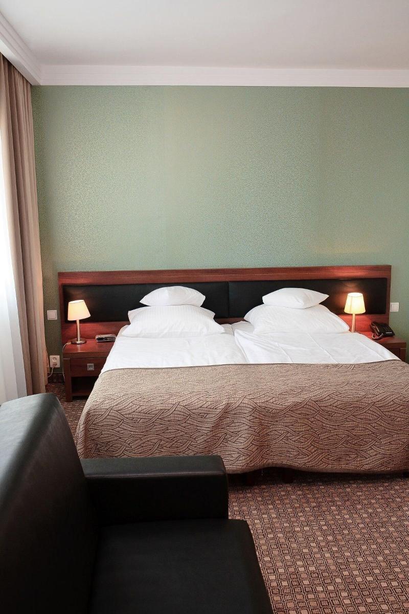 Hotel Tarnovia image