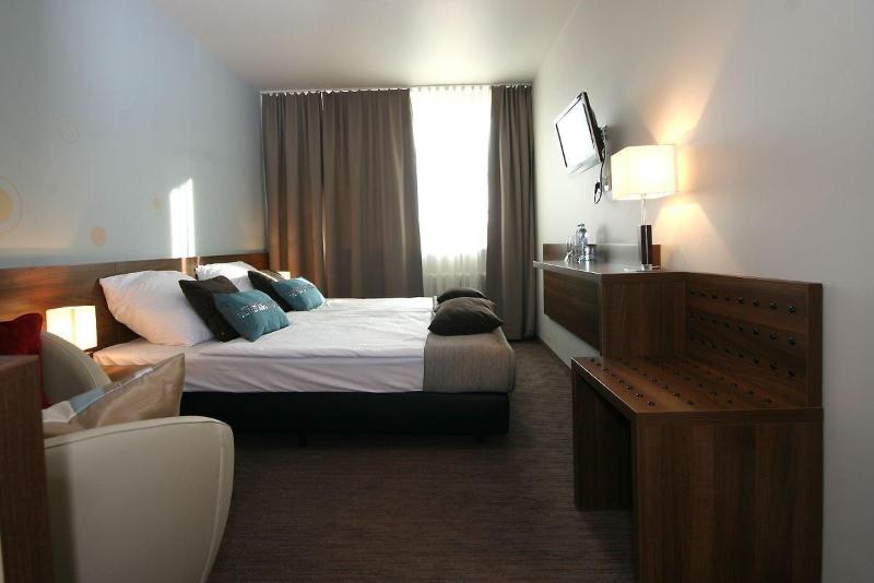 Hotel Tarnovia image
