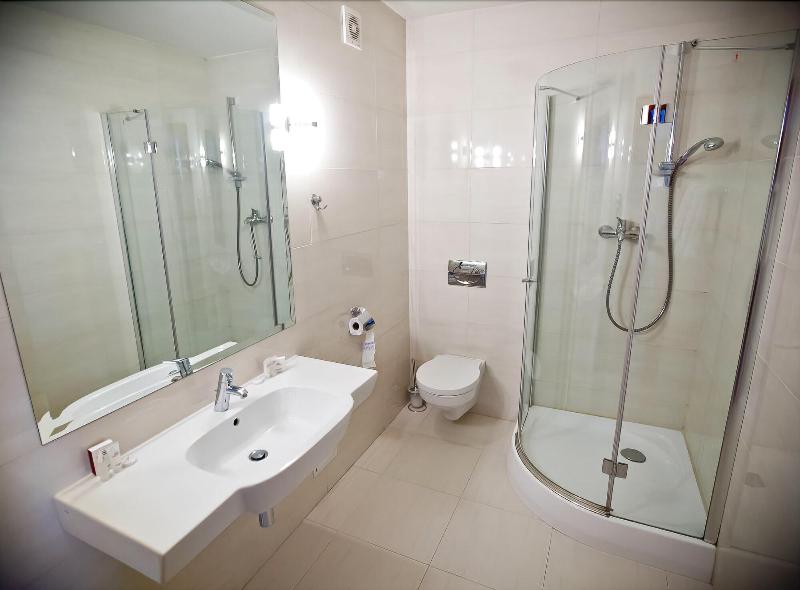Hotel Tarnovia image