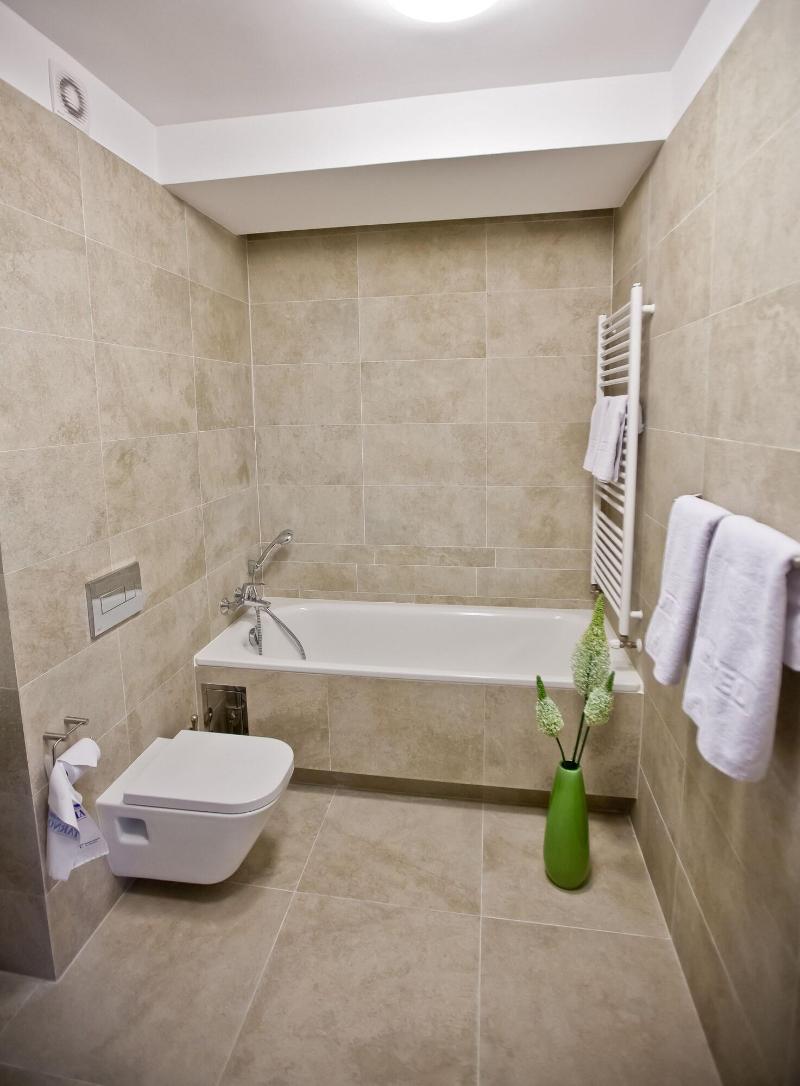 Hotel Tarnovia image