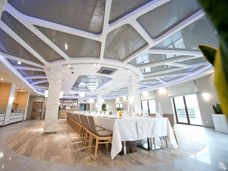 Molo Resort Hotel image