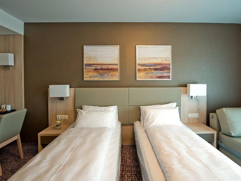 Molo Resort Hotel image