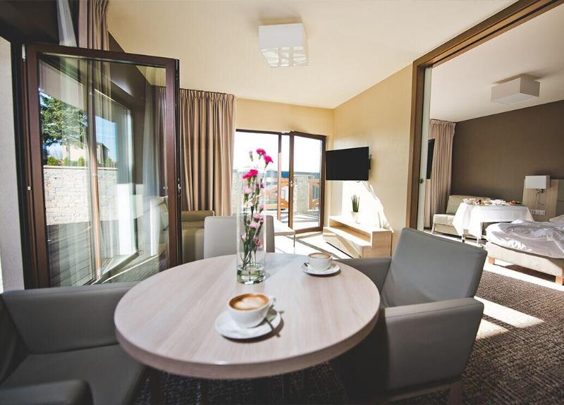 Molo Resort Hotel image
