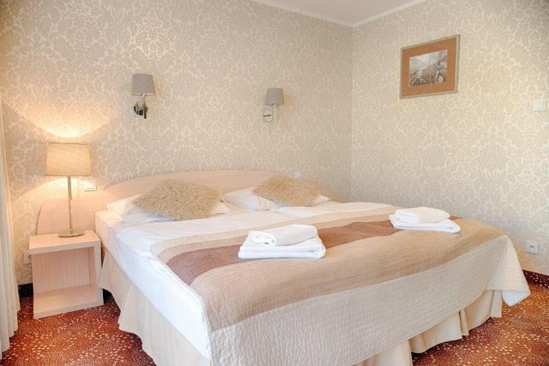 Dom Kuracyjny Hotel Messa image