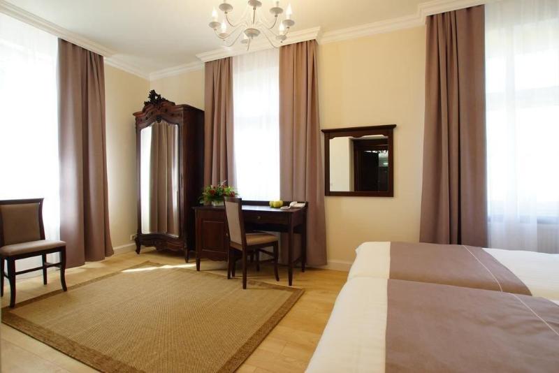 Villa La Pierre image