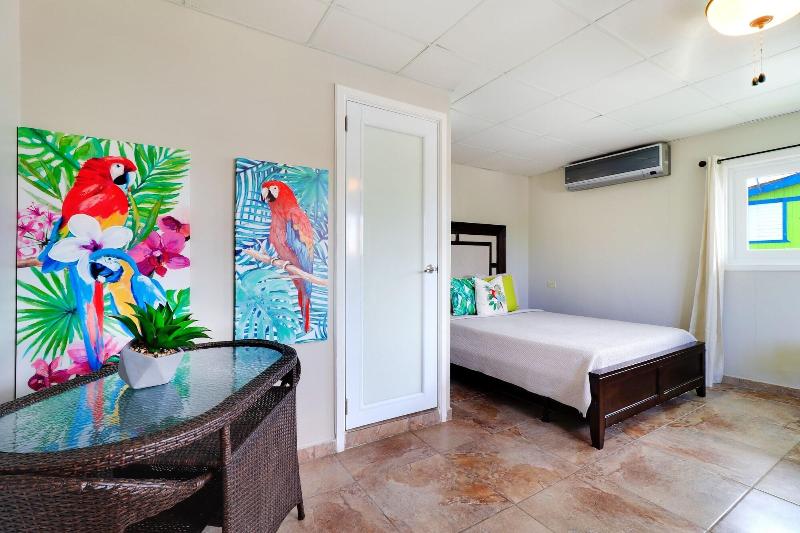 Rooms Boutique by Annie's image