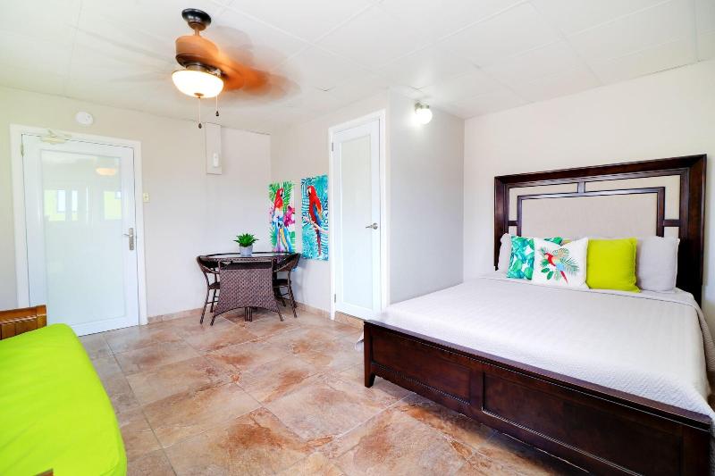 Rooms Boutique by Annie's image
