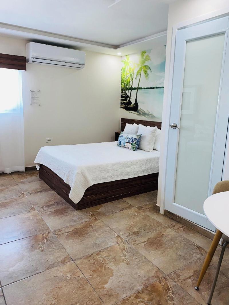 Rooms Boutique by Annie's image