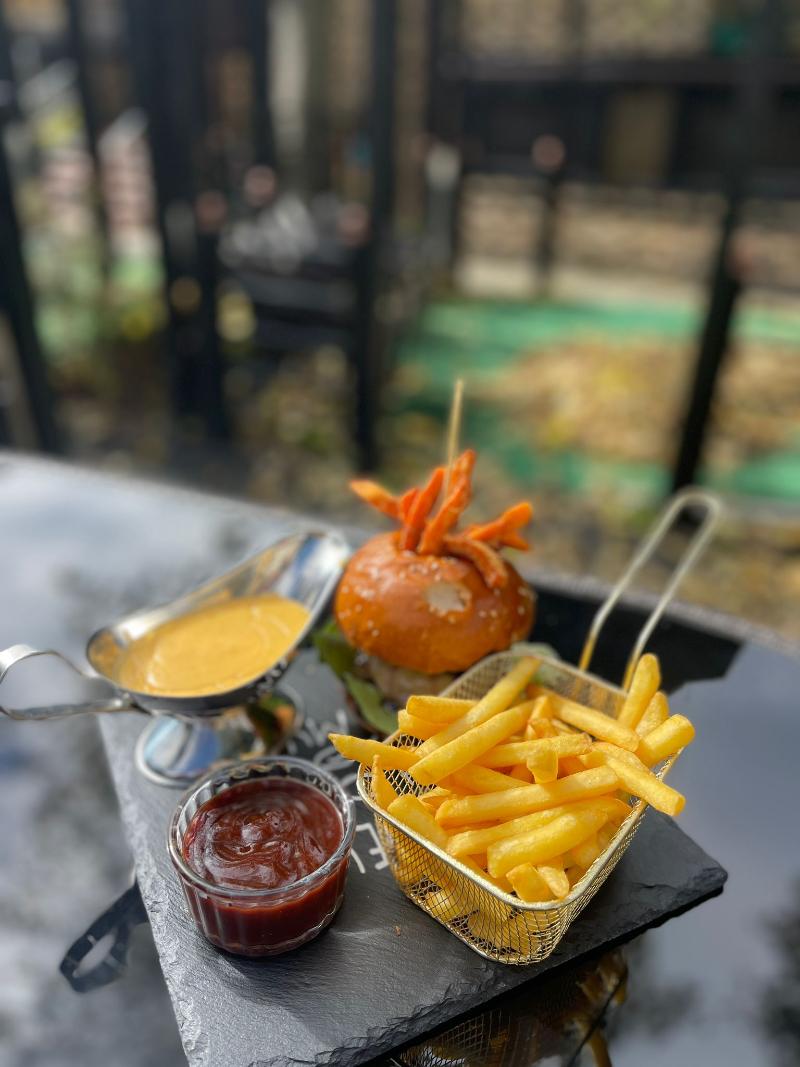 Hillden Boutiqe cazare & restaurant image