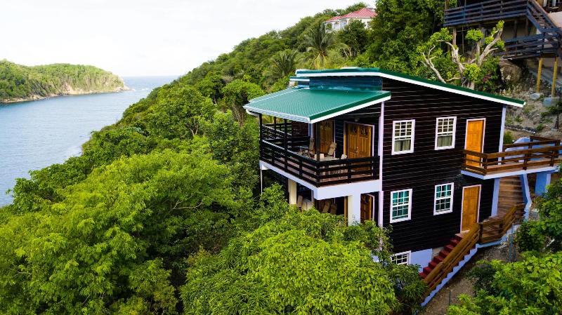 Spice Bay Suites image
