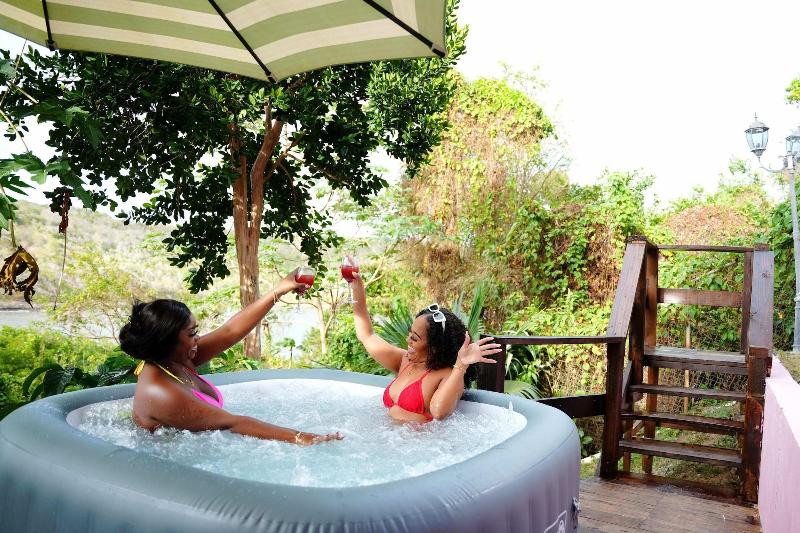 Spice Bay Suites image