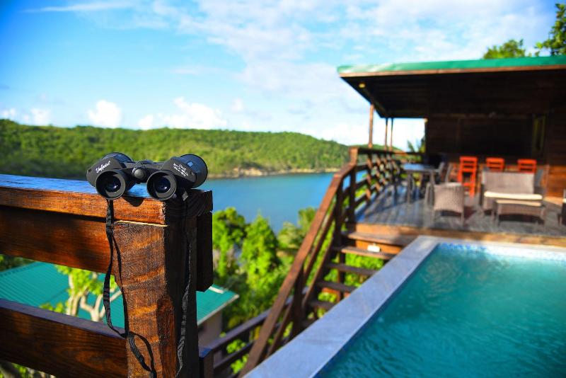 Spice Bay Suites image